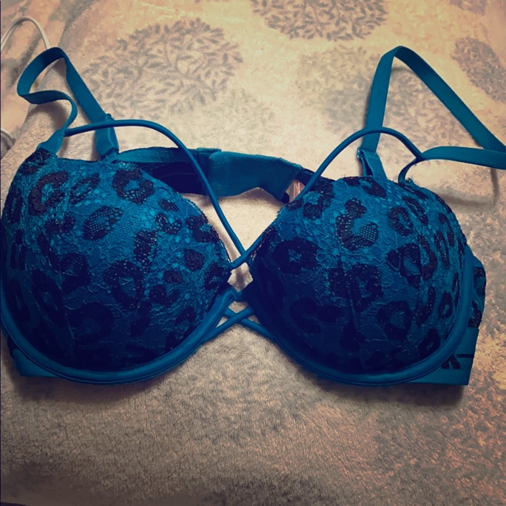 Day push-up PINK Victoria secret blue/black cheeta